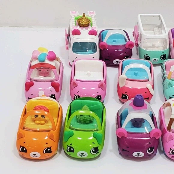 Shopkins Cutie Car 20 Assorted Diecast Cars Buses & 9 Mini Figures Collection - Picture 4 of 9